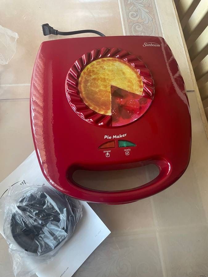 Mini Pie Maker Red