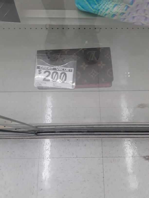 LV Wallet