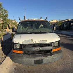 2005 Chevrolet Express 1500 3 Door Cargo Van VIN# 1GCFG15X(contact info removed)42