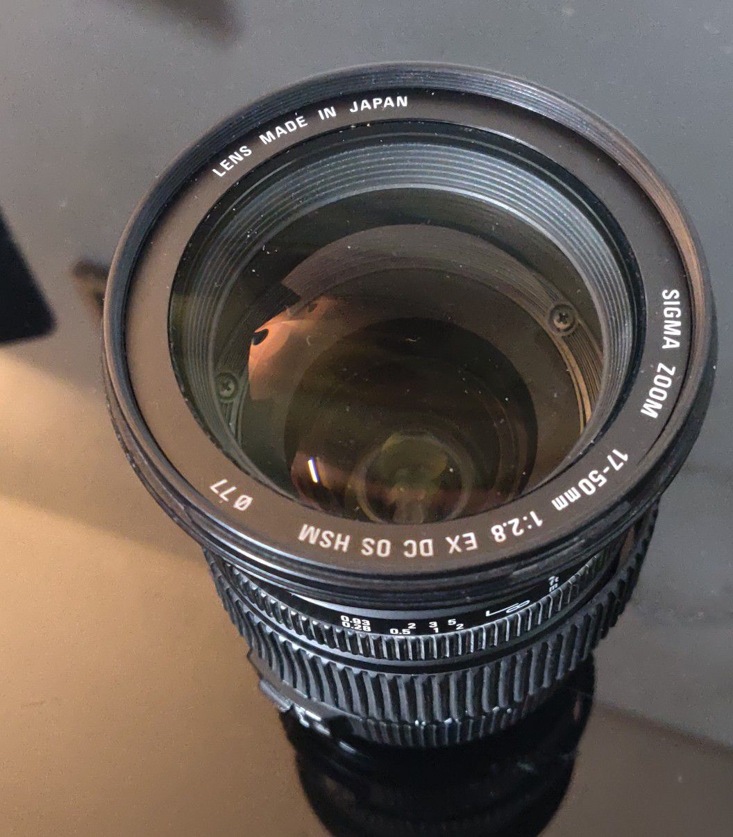 Sigma 17-50mm lens (needs repairs)