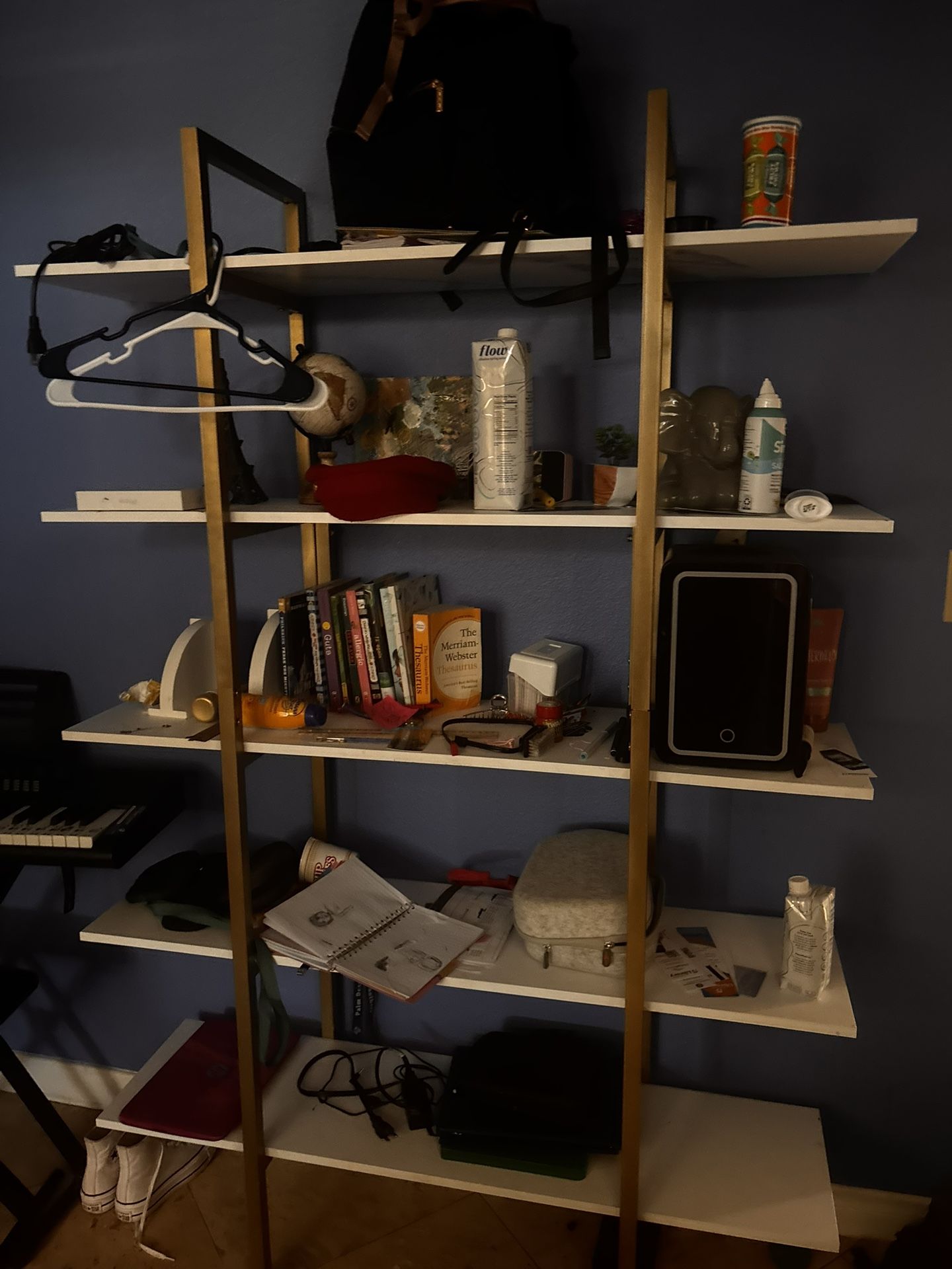White and Gold Stand
