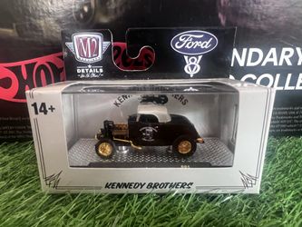 M2 Ford Roadster Chase
