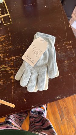 One Size Gloves