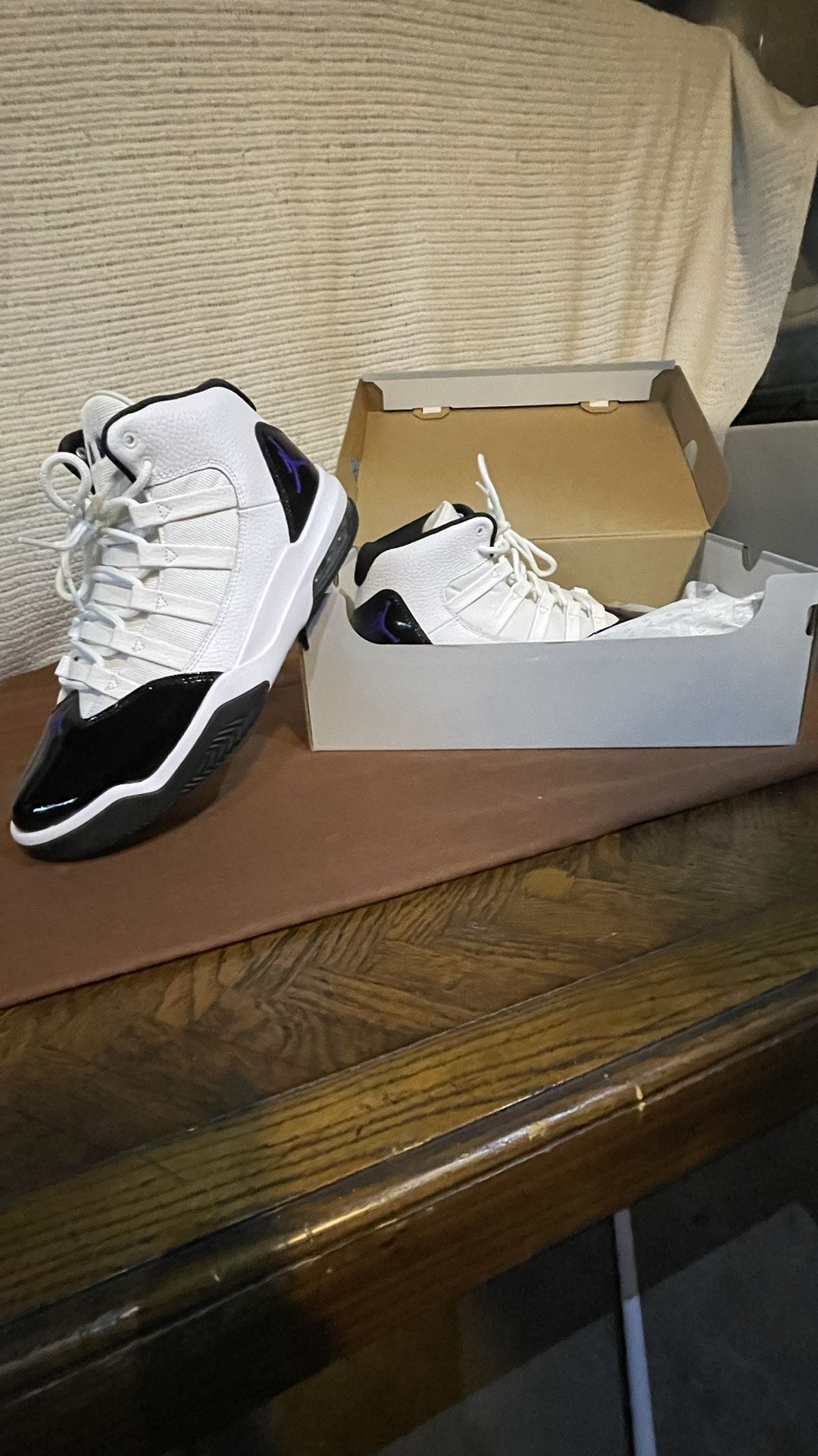 Jordan 11 New Not Opened