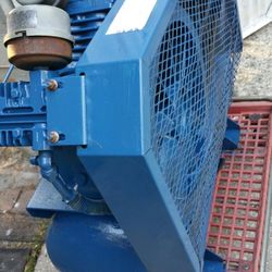 Electric start air compressor