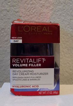 L'oreal Revitalift Volume Filler day cream moisturizer