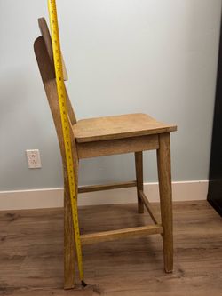 Almaguer Bar & Counter Stool