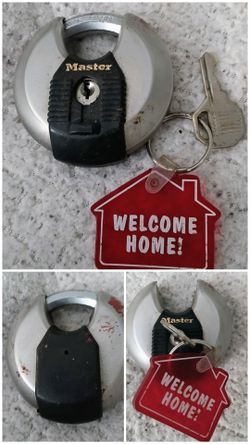 Master Lock w/ one key