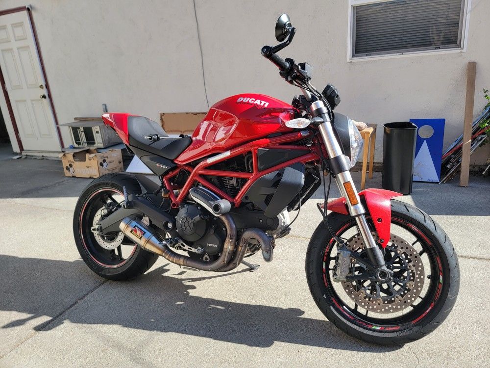 2017 Ducati Monster 797