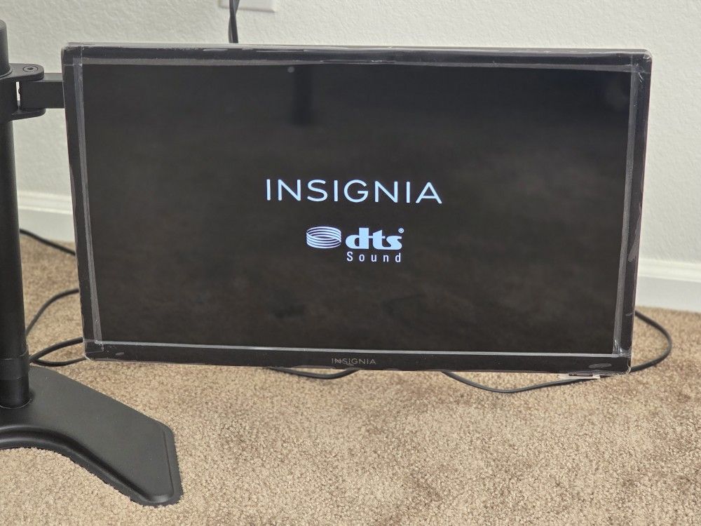 Insignia NS-22D420NA18 1080p TV