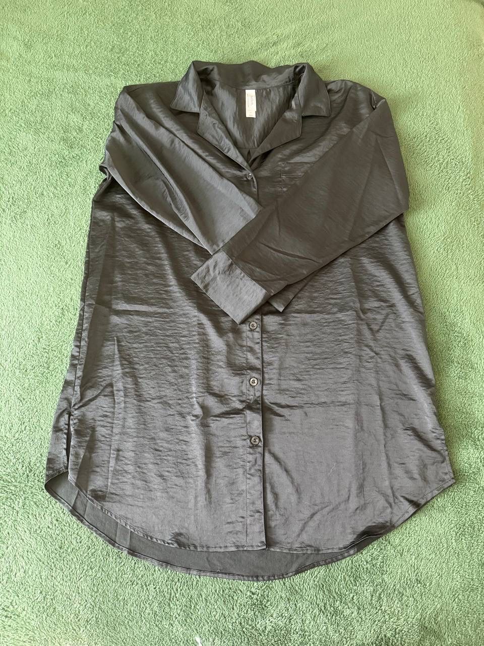Women's Black and Grey Blouse