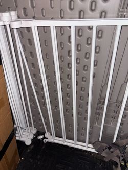 Extra Long Baby / Pet Gate
