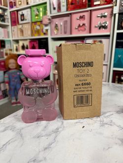 Moschino toy 2 🎀3.4 pick up Santa Ana cal🎀Cash only✨