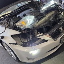 Car Led Headlights Kit Model H11 (Same As H8 H9 H11b H16) 

$29 COMPLETE KIT 
2 BULBS for:
Headlights, Low beam, High beam, DRL or Foglights
Car Led