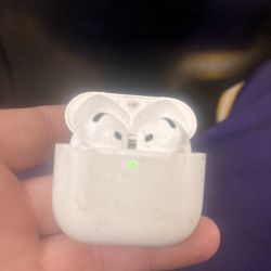 Air Pods Pro 4
