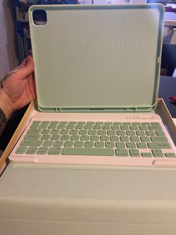 iPad Pro 12.9 teal case with keyboard