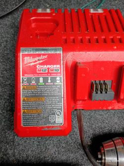 Milwaukee M12 M18 Battery Charger