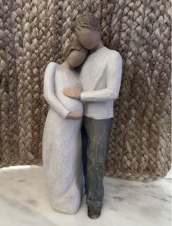 Willow Tree “Home” 9” Tall Sculpted Figurine Susan Lordi Expectant Couple Maternity Family