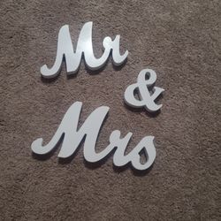 Mr & Mrs