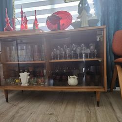 Buffet Cabinet