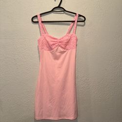 Pink lace slip dress Size: S