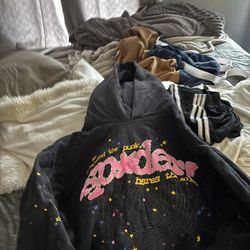 Real spider hoodie !!!