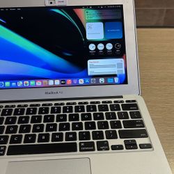 Apple MacBook Air 11” I5/8GB/128GB SSD $180