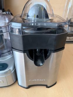 Cuisinart Pulp Control Citrus Juicer, Orange Juicer Squeezer and Lemon Squeezer with 3 Pulp