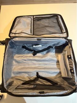 Samsonite Medium Checked Luggage