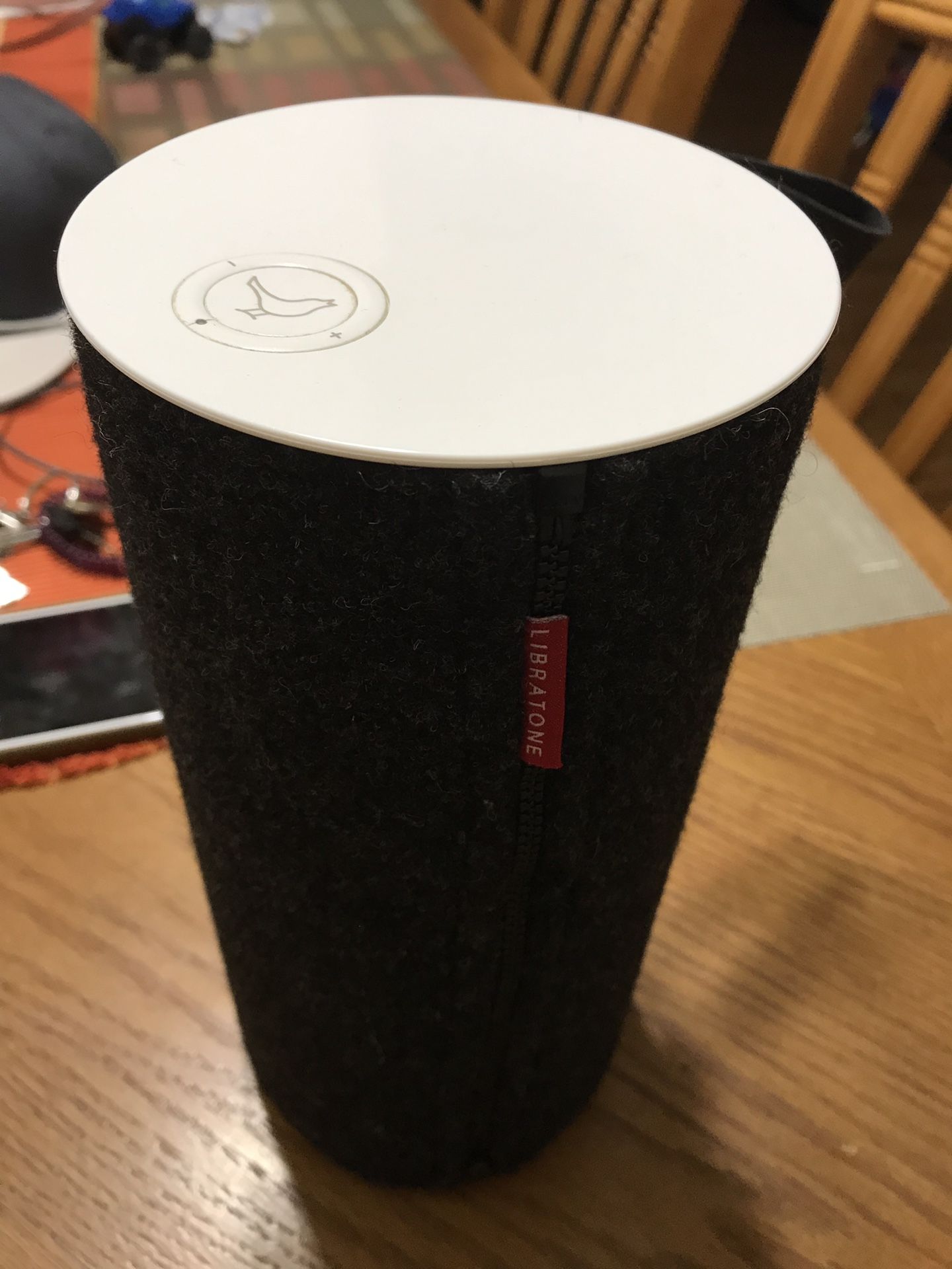 Libratone Zipp 360 Omni-directional wifi, AirPlay, Speaker