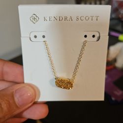 Kendra Scott Necklace