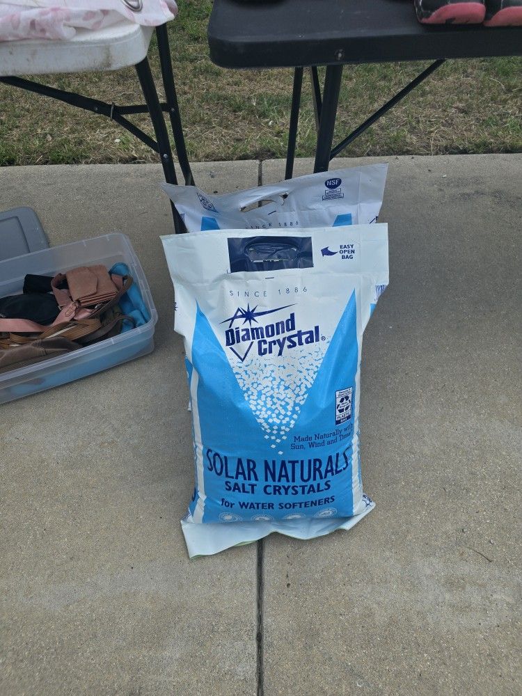 Solar Naturals Salt Crystal For Water Softerner