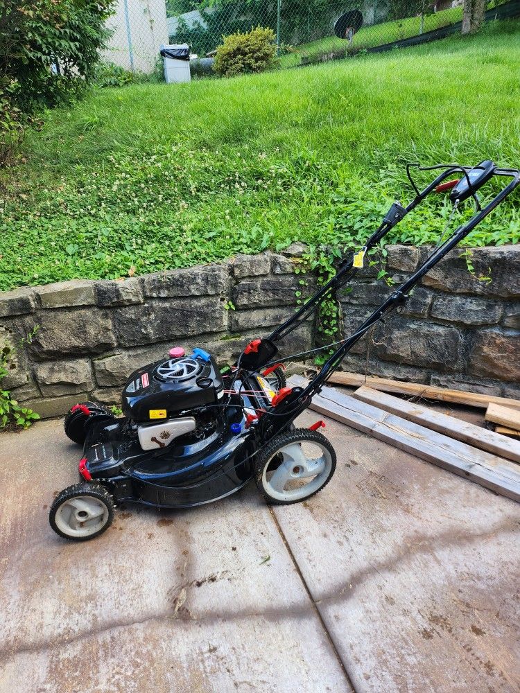 Craftsman Self-propelled Gas Lawn Mower