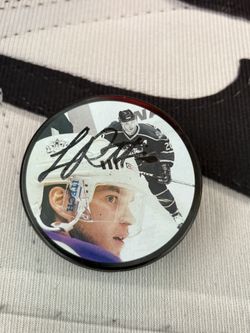 LA Kings Signed Puck