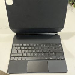 Apple Magic Keyboard For iPad 13 Inch
