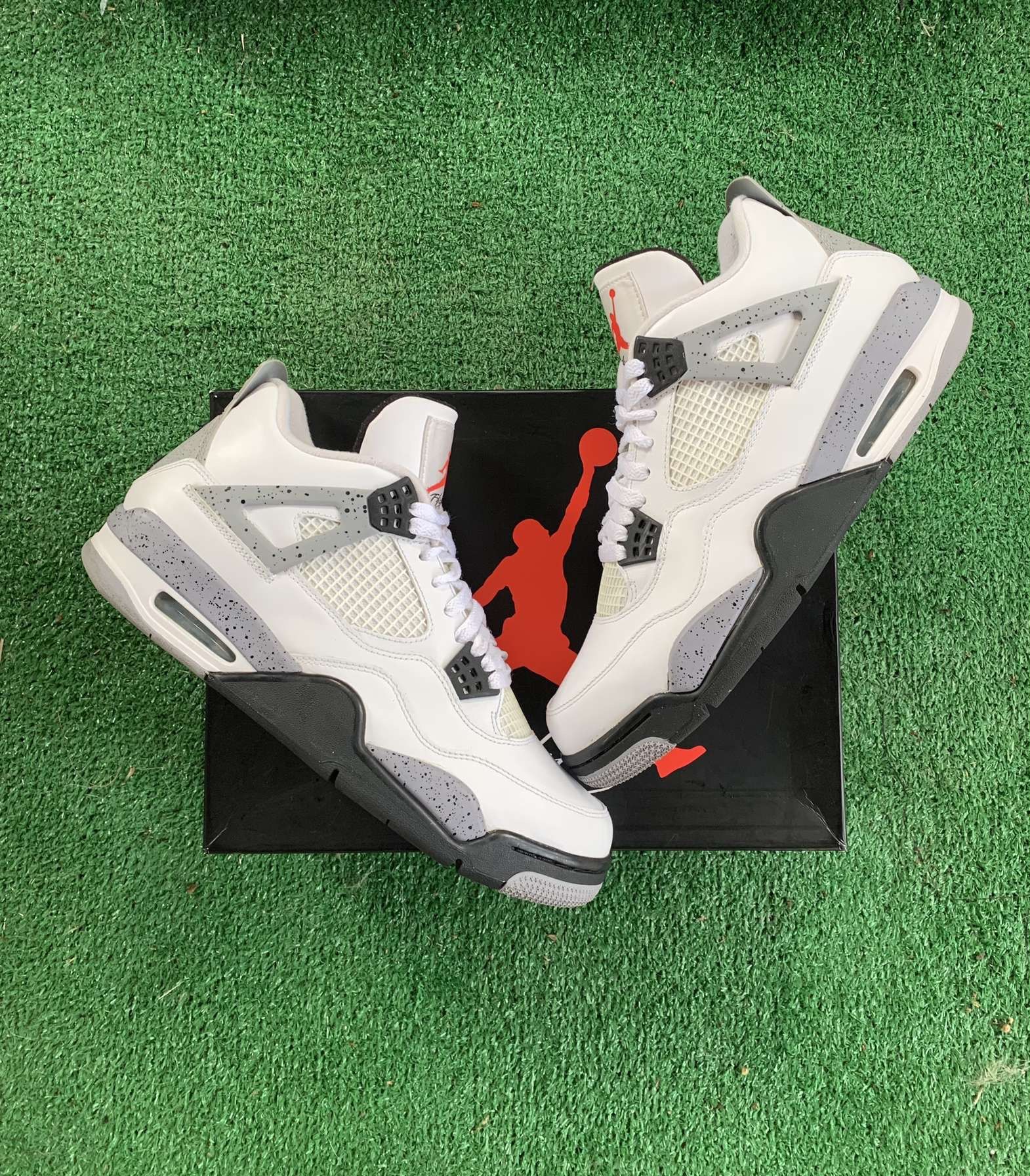 Jordan 4s White Cement 