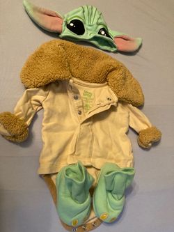 Halloween costume 0-3 mo Baby Yoda