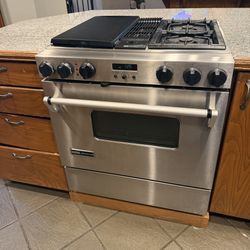 Jenn Air Gas stove