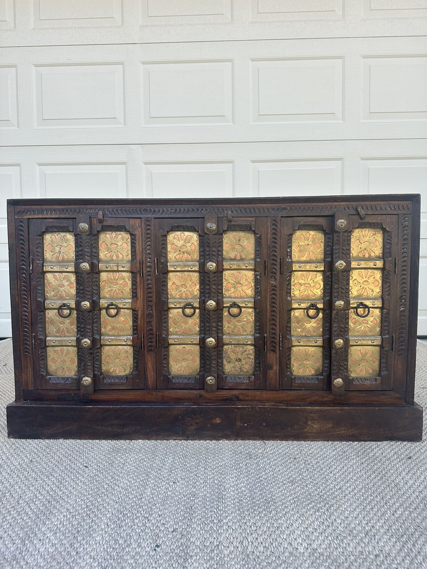 VERY CHARMING VINTAGE SPANISH COLONIAL STYLE BRASS EMBOSSED STORAGE CABINET SOLID HAND CARVED WOOD!!