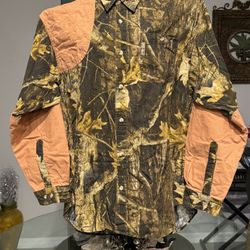 Columbia long sleeve button down shooting shirt camouflage. Size Large