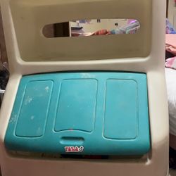 step 2 toy box with upper shelf sold as is needs cleaning has one sticker on it