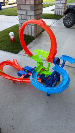 Race Tracks