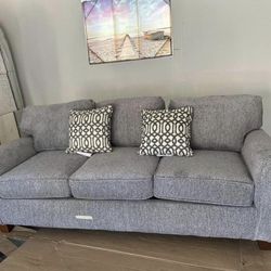 Couch / Sofa