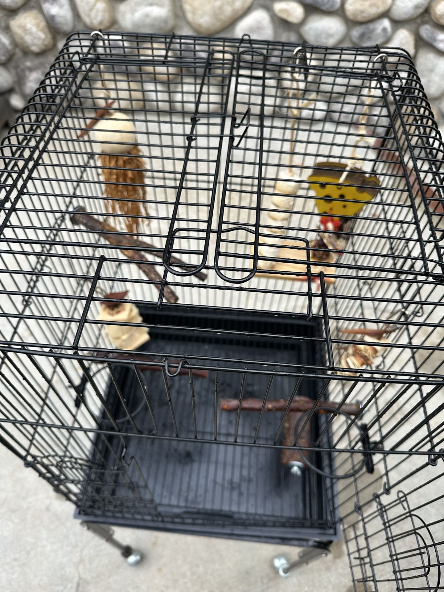 Black Medium Bird Cage Used Perfect Conditions Only Available For Pick Up In Rancho Cucamonga Price Firm Thanks 