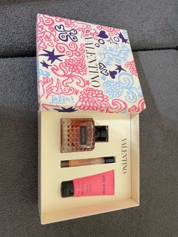 Perfum Valentino Donna Born