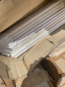 I Buy A Containers And It Come Whit A Lof Of Frames And Wood For Frames I Got Like 200 Boxes 