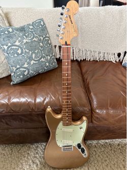 Fender Mustang Guitar - Firemist