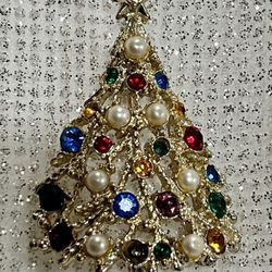 Vintage Christmas Tree Brooch With Faux Pearls & Multicolor, Rhinestones In A Gold Setting