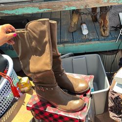 Women Boots