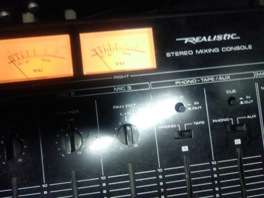 Realistic stereo mixer